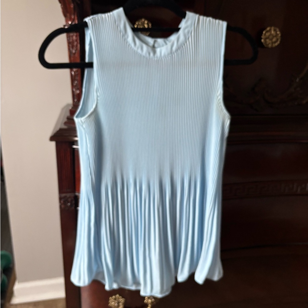 Adrianna Papell Light Blue Sleeveless Blouse